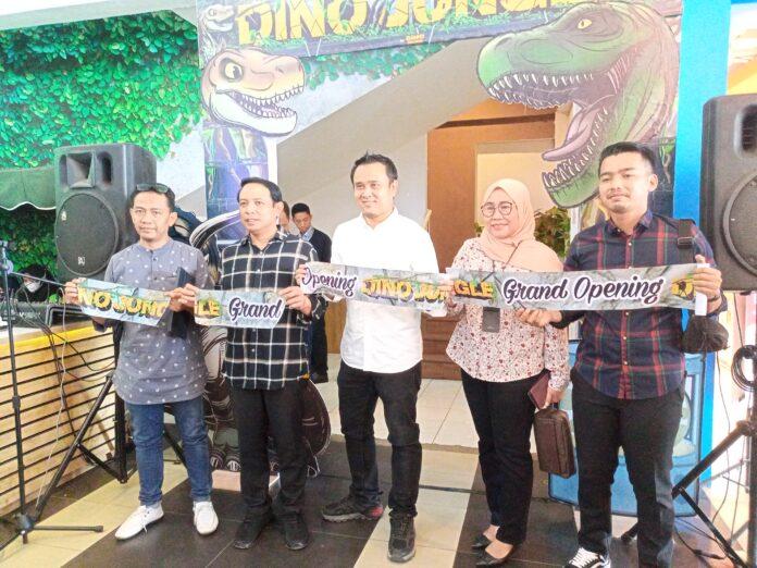 Wawali Buka Dino Jungle