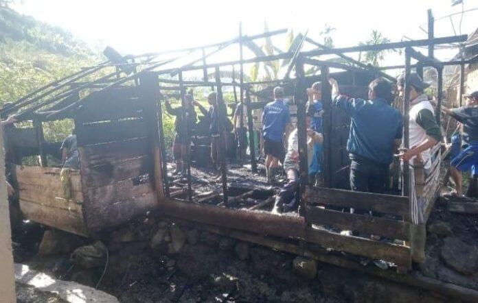 Sedang Masak Gulai Rumah Ludes Terbakar