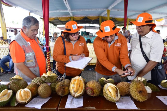 Juri Tentukan 12 Durian