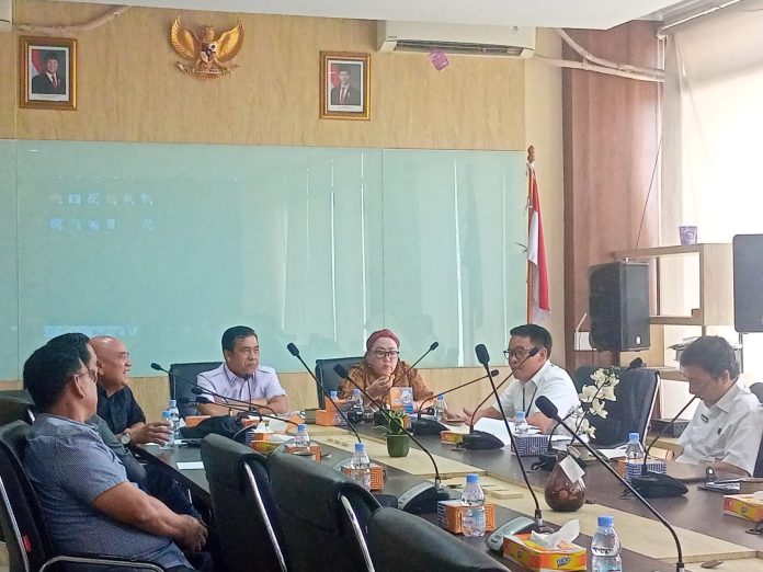 Keluhan Warga Padang