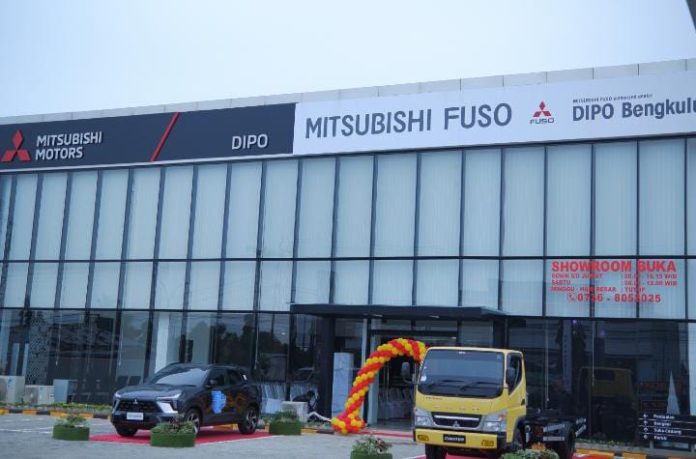 Mitsubishi Fuso Memperkuat