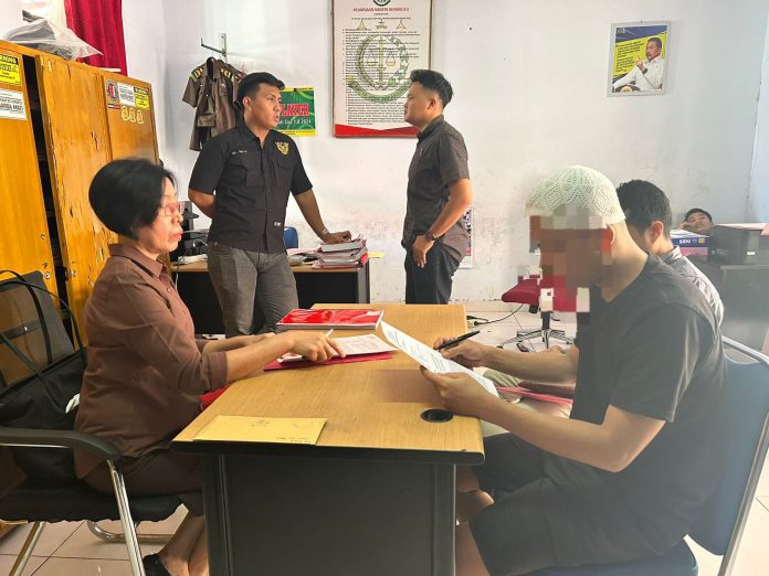 Pengedar Ganja Ditahan