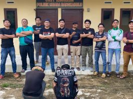 Transaksi di Forum Jual