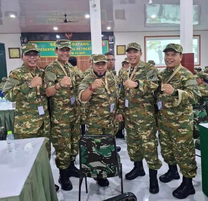 Gubernur Bengkulu Helmi