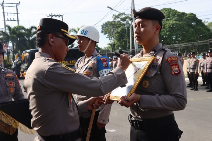 Langgar Kode Etik