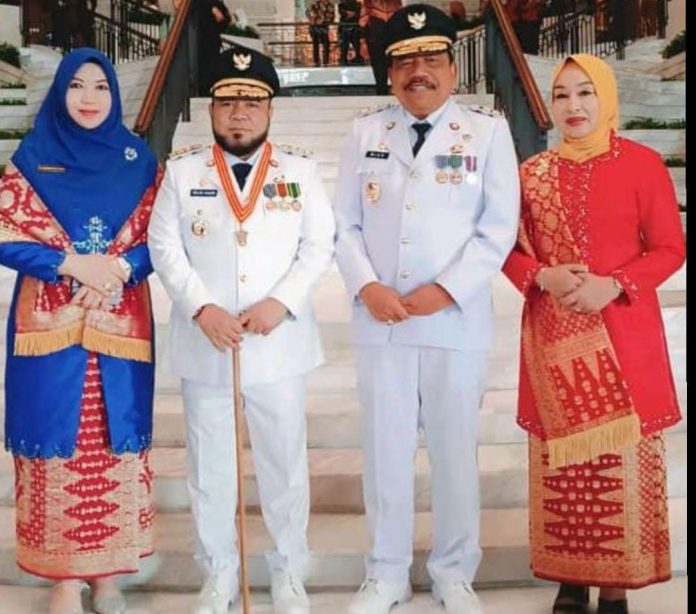 Resmi Dilantik Sebagai Gubernur