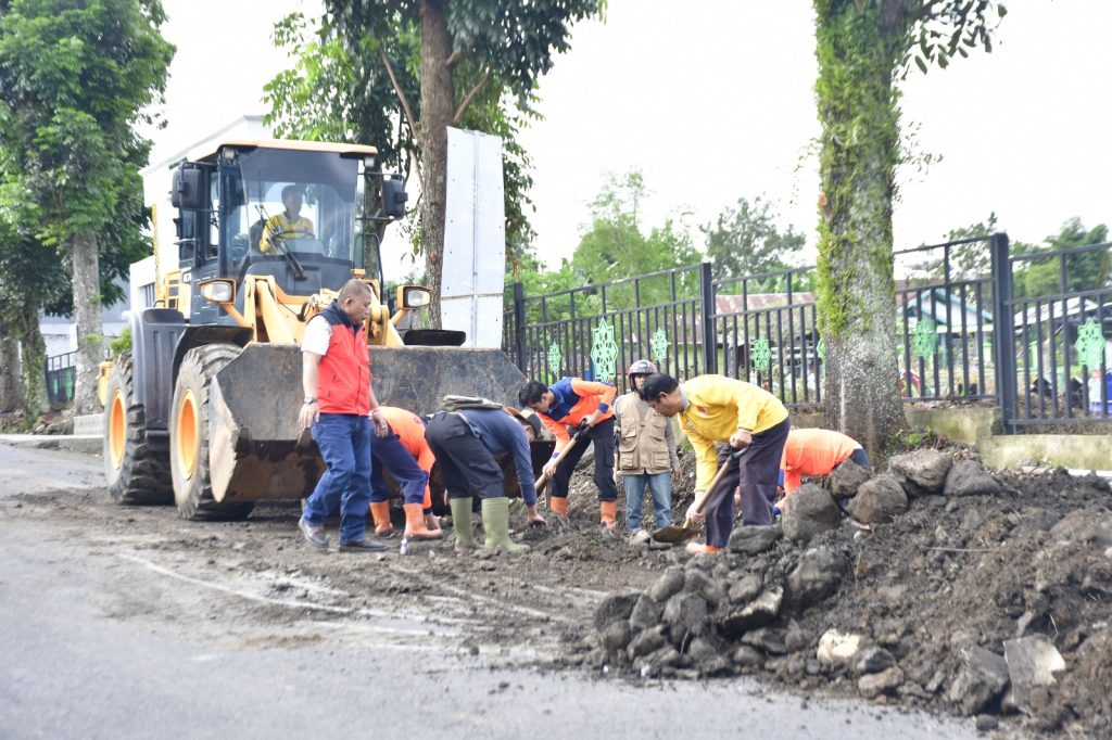 Aksi Bersih Drainase