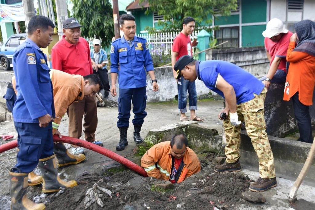 Aksi Bersih Drainase