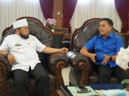 Gubernur Bengkulu Helmi Hasan