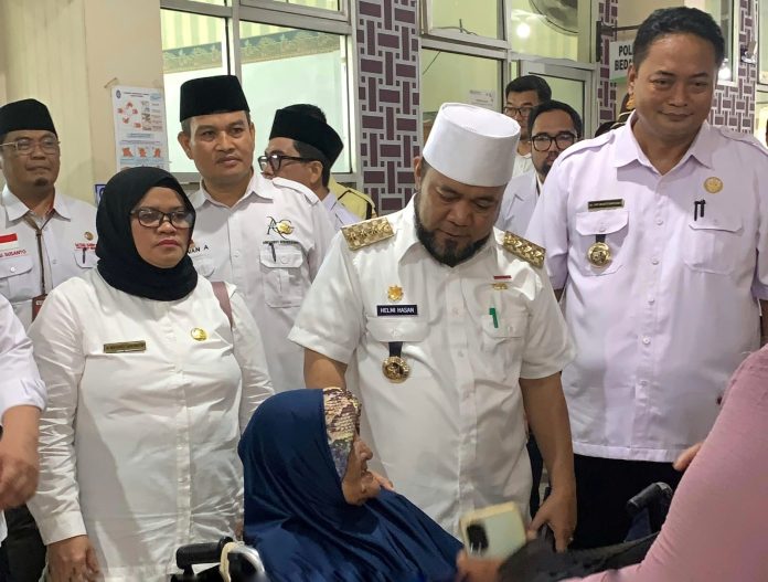 Gubernur Bengkulu Helmi Hasan