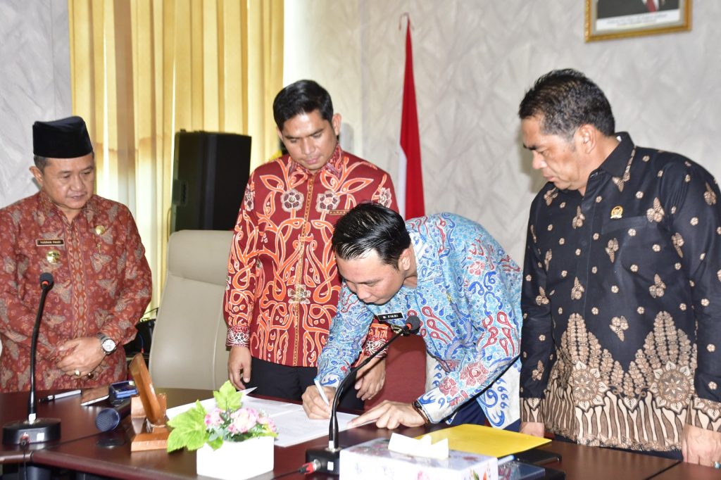 Bupati Rejang Lebong