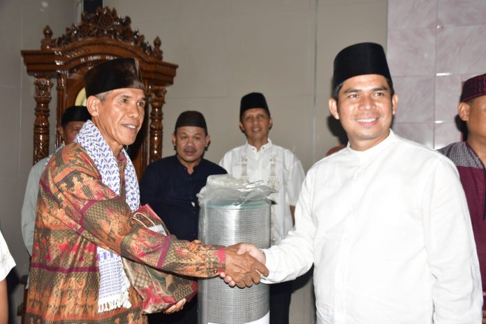 Safari Ramadan Wabup Hendri