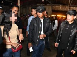 Datangi Sejumlah Warem