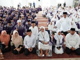 Walikota dan Wawali Bengkulu Hadiri Pelepasan Jemaah Calon Haji Kota Bengkulu Walikota dan Wawali Bengkulu