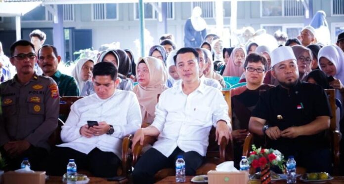 Bupati Fikri Thobari