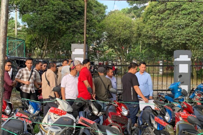 Hasil Pengecekan, 256 Tornas