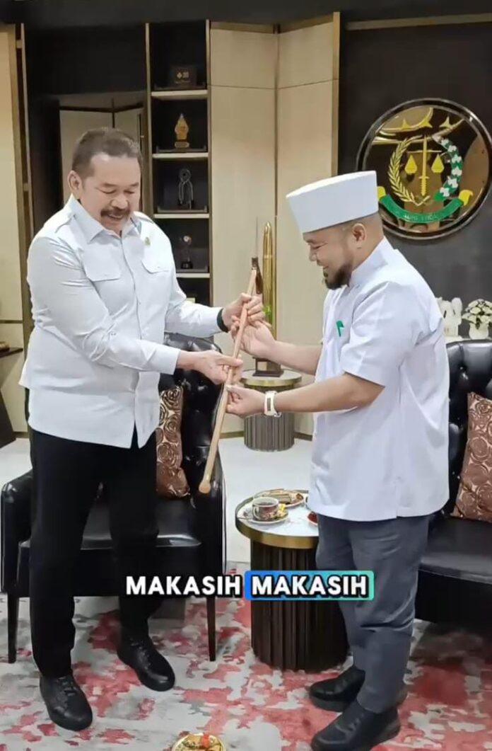 Jaksa Agung ST. Burhanudin