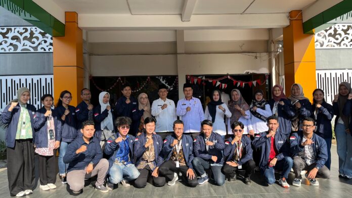 Sambut Kedatangan Tim