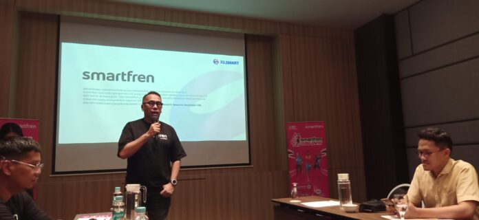 XLSMART Gelar SMARTFREN