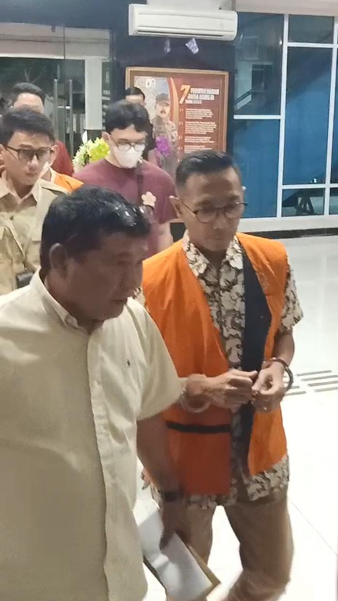 Tersangka Kasus ‘Ganti Untung’ Tersangka Kasus ‘Ganti Untung’