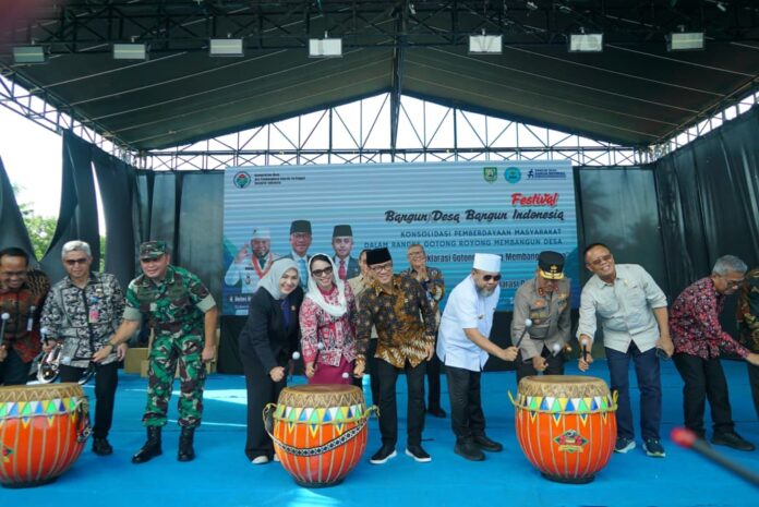 Pulang ke Bengkulu, Menteri