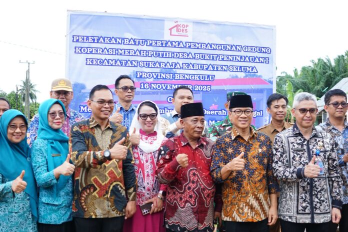 Senator Destita Dampingi