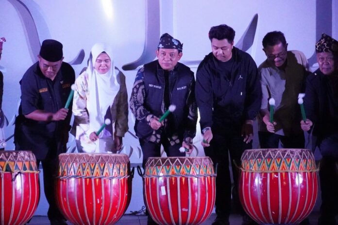 Walikota Dedy Wahyudi