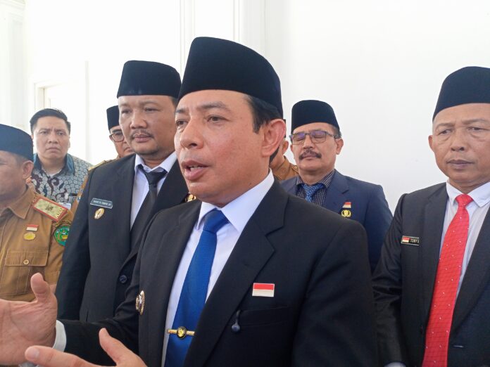 Belum Genap Setahun