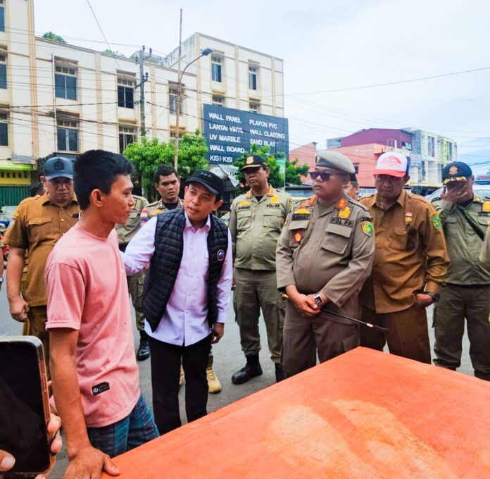 Walikota Dedy Wahyudi