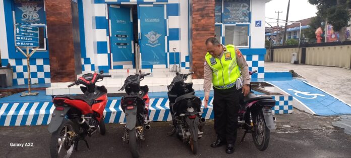 Tindaklanjuti Keresahan Masyarakat