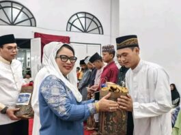 Senator Destita Hadiri