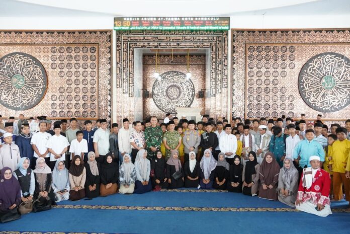 Walikota Bengkulu Hadiri