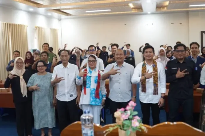 Senator Destita: Strategi