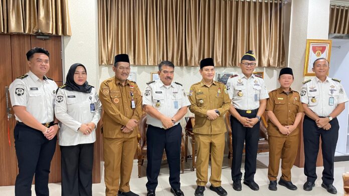 Sekda Herwan Terima Audiensi