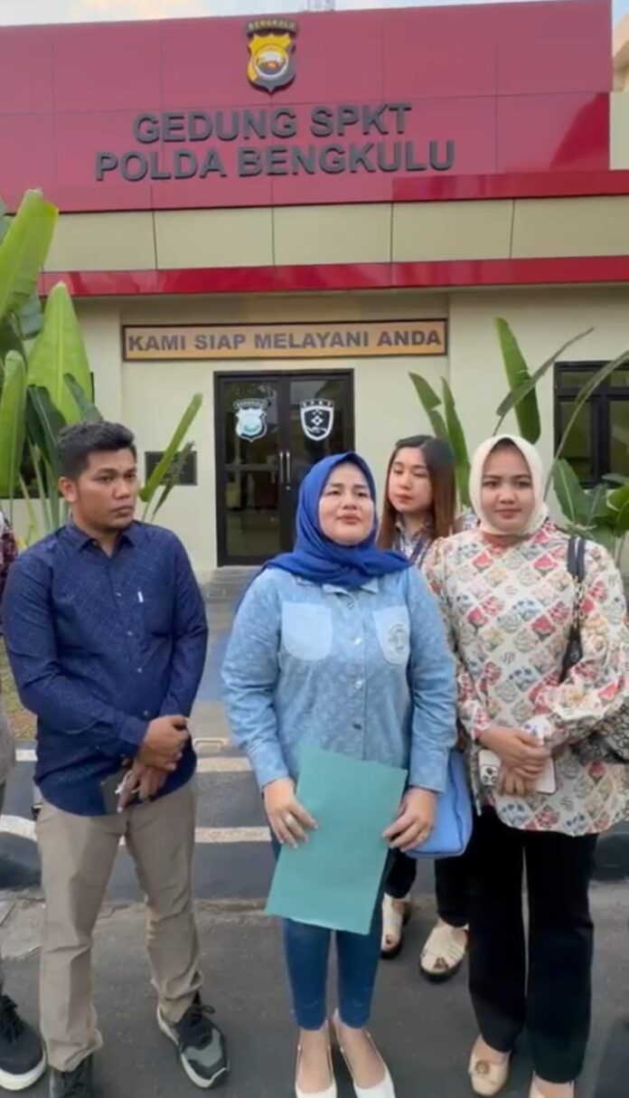 Diduga Cemarkan Nama Baik