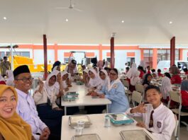 Senator Destita Tegaskan Dukung Presiden Prabowo Wujudkan Sekolah Gratis Berkualitas Senator Destita Tegaskan