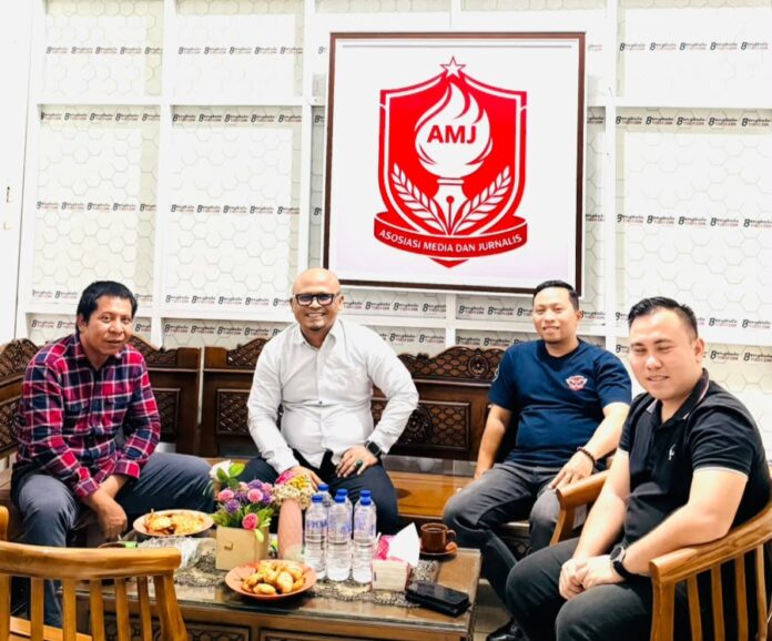 Perkuat Kemitraan