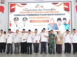 Walikota Dedy Wahyudi Kukuhkan Pengurus LPM Periode 2026-2031, Tekankan Kolaborasi Multipihak Walikota Dedy Wahyudi Kukuhkan