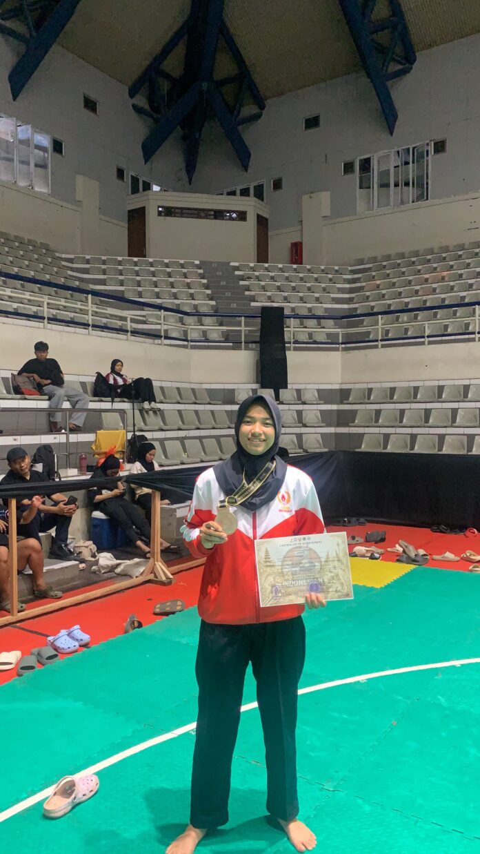 Putri Kepahiang Vionika