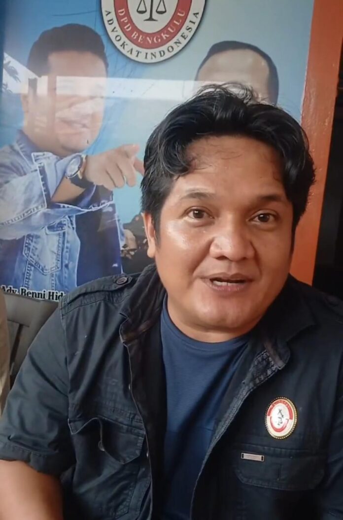 Nama Klien Disebut