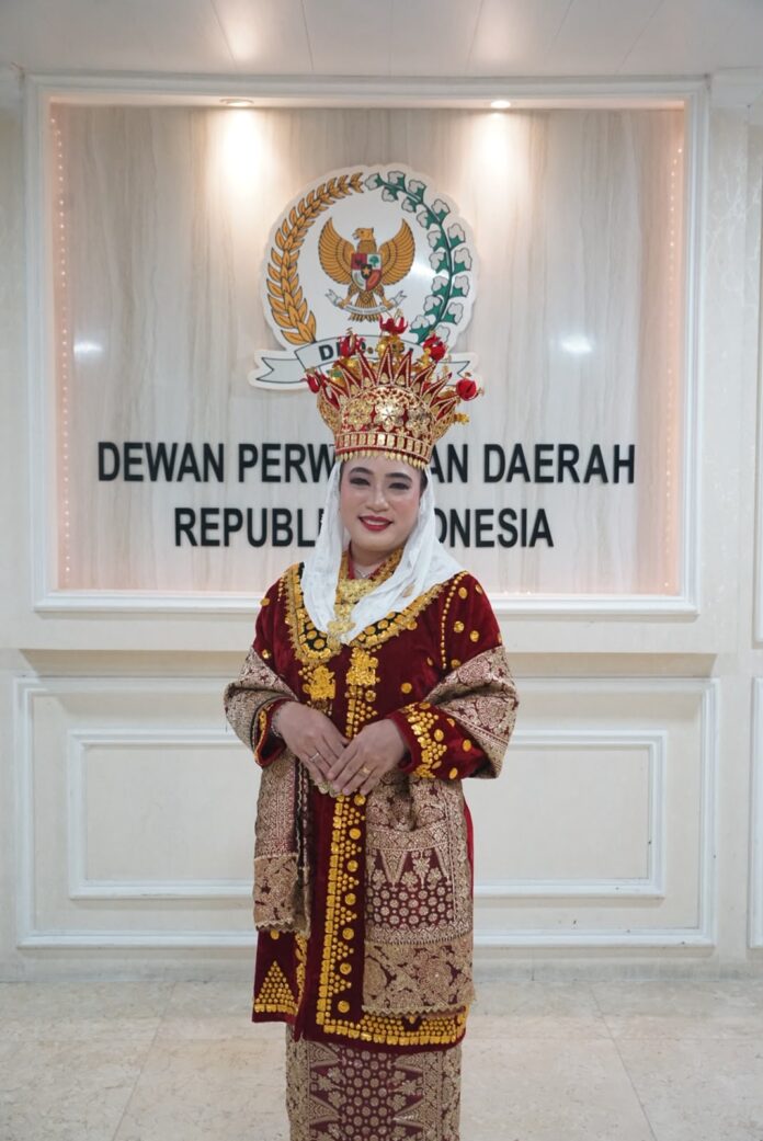 Senator Destita Kenalkan