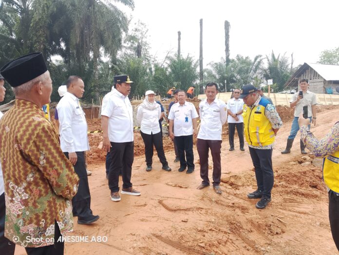 Wagub Mian Tinjau Pembangunan