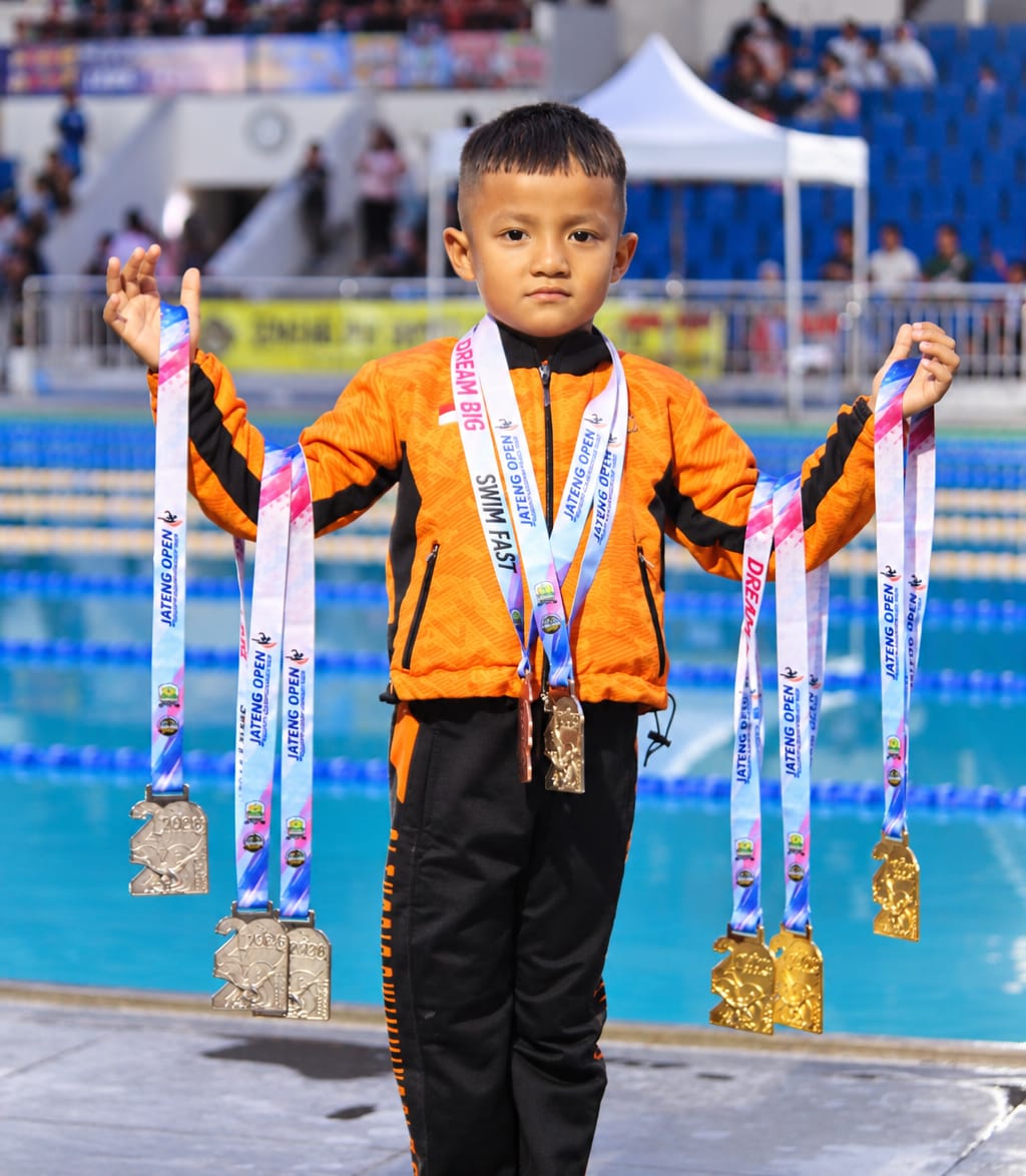 Atlet Renang Cilik Atlet Renang Cilik