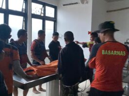 Basarnas Bengkulu Bersama Tim SAR Gabungan Temukan Jenazah Siswi Tenggelam di Pantai Berkas Basarnas Bengkulu