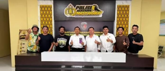 Warga Sanjung Dedikasi