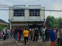 Kebakaran di Bumi Ayu