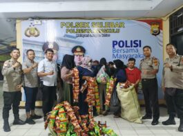 Polsek Selebar Amankan 12 Orang Terduga Pelaku Penjarahan Barang Pasca Kebakaran di Bumi Ayu Polsek Selebar Amankan