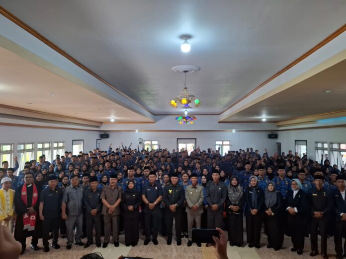 Bupati Azhari