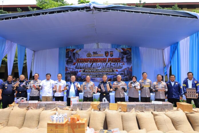 Polda Lampung dan Jajaran
