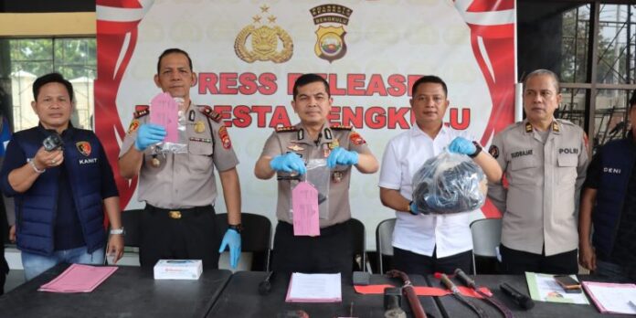 Polisi Tangkap Terduga